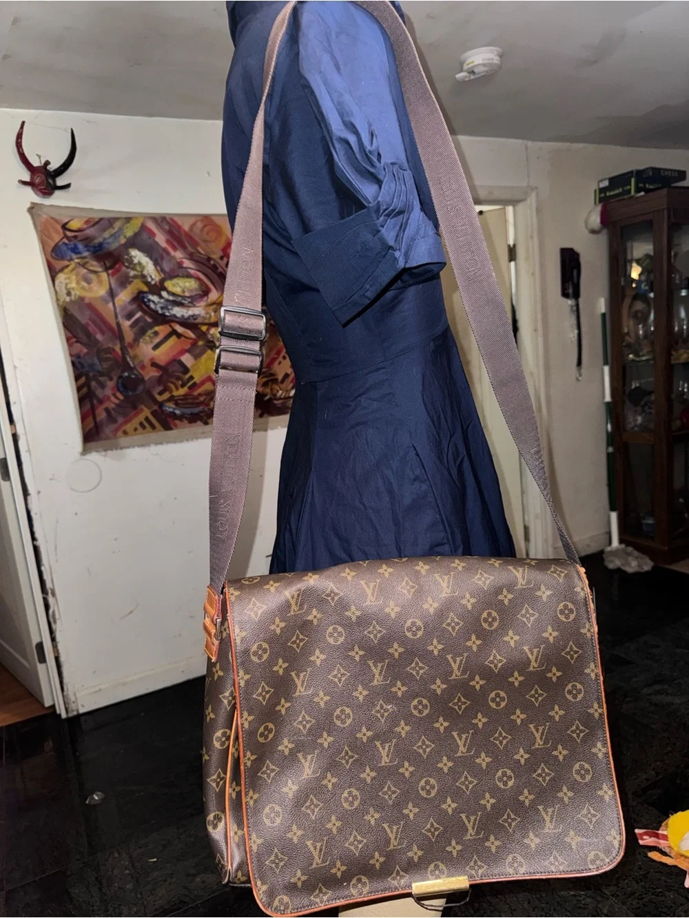 Louis Vuitton Monogram Canvas Messenger Bag in Brown